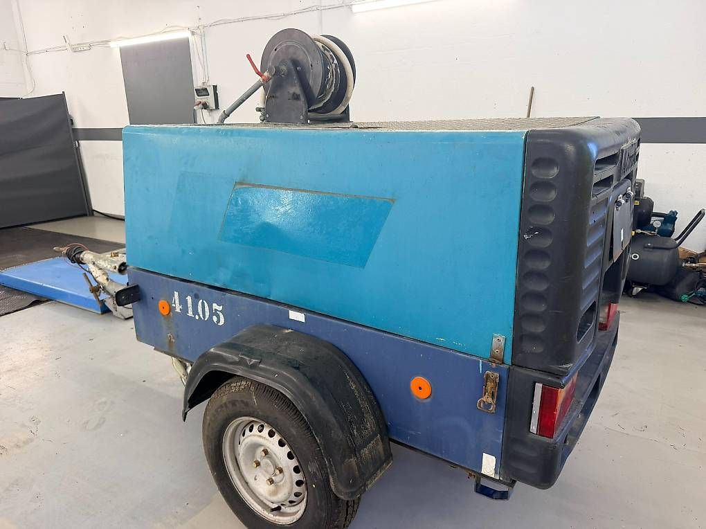 Compressori: CompAir DLT 0406 Kompressor Baukompressor Deutz 3-Zylinder – Usato da Baar venduto da Fahrzeug-Technik-neu 3