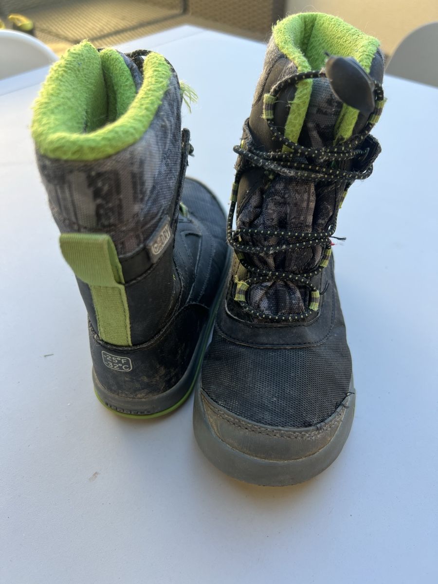 Merrell Schuhe für Jungen: Merrell Winterstiefel Gr. 30 – Gebraucht aus Heiligkreuz (Mels) von fodo 1