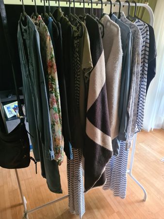 15 Teile Kleider Damen, gr. M/L, bunt