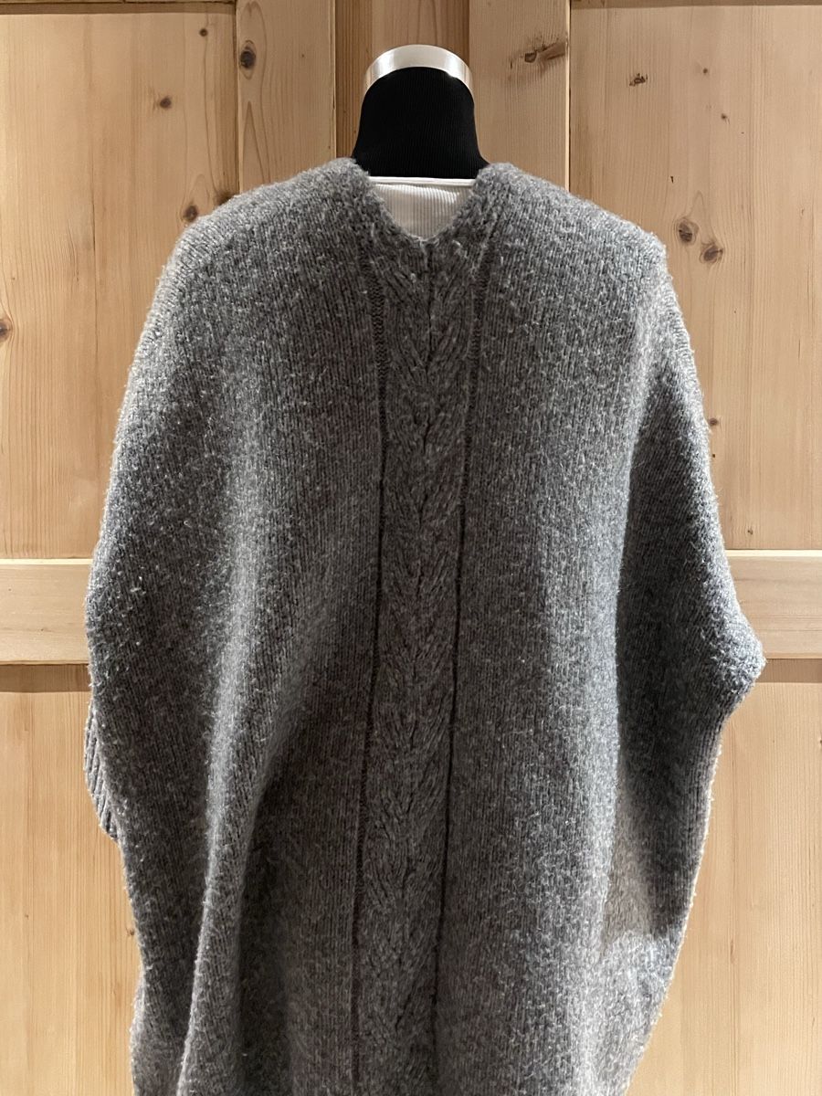 Giacche: Cartoon Strickjacke grau Grösse L  – Usato da Bischofszell venduto da krass13 1