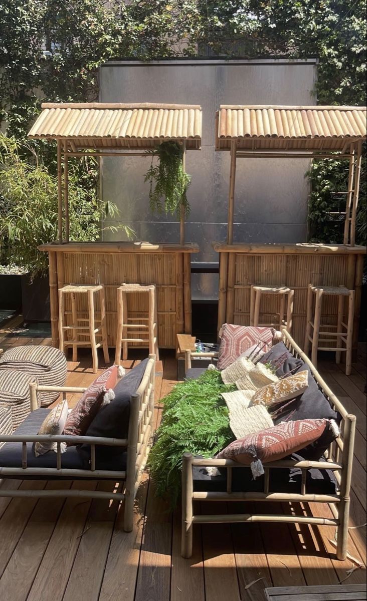 Casette da giardino & serre: Bar en bambou marque Scandinave – Usato da Genève venduto da inf_2ggr 1