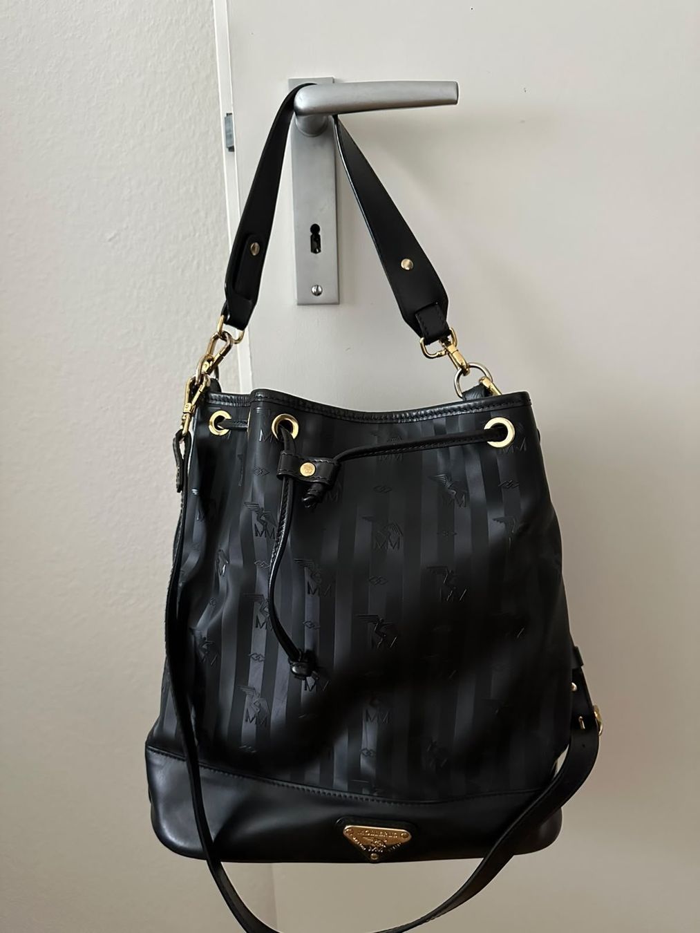 Maison Mollerus Taschen für Damen: Maison Mollerus Beuteltasche Niesen – Gebraucht aus Jona von Alicia96