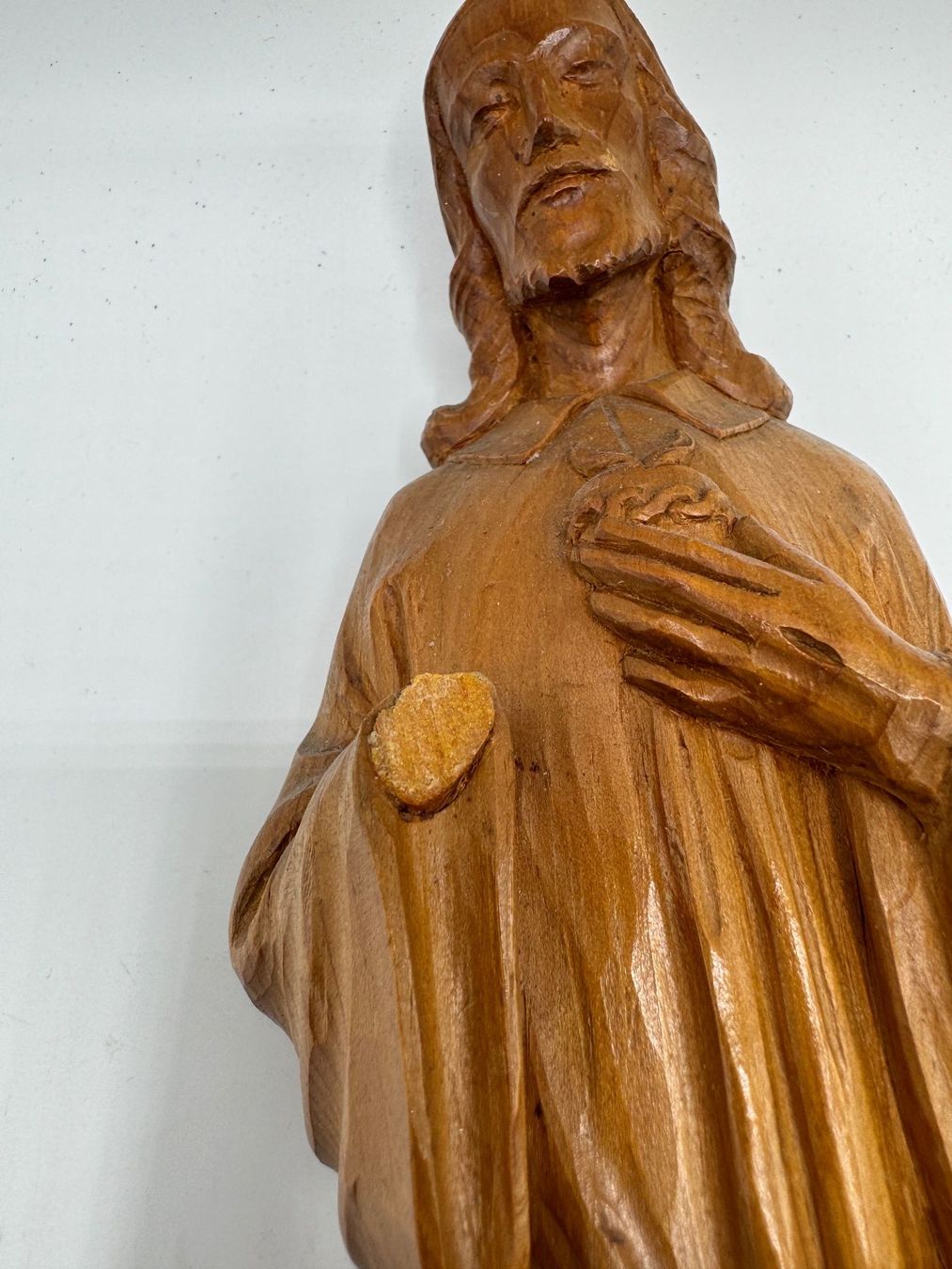 Statuette: Holz Figur Jesus Christus, Handgeschnitzt – Usato da Sachseln venduto da BONATI01 1