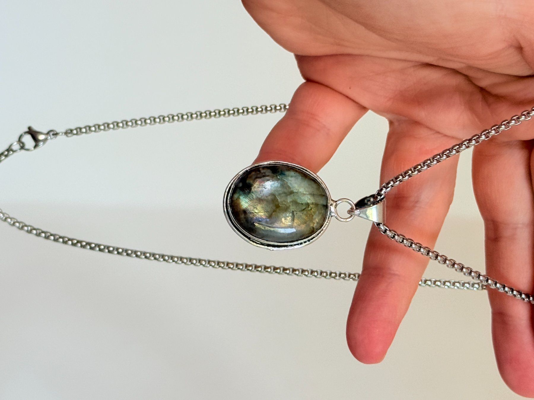 Ketten: Pendentif Labradorite ovale – Neu und originalverpackt aus Genève von AWWA 6
