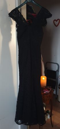 Jarlo London Spitzenkleid Gr.38 neu