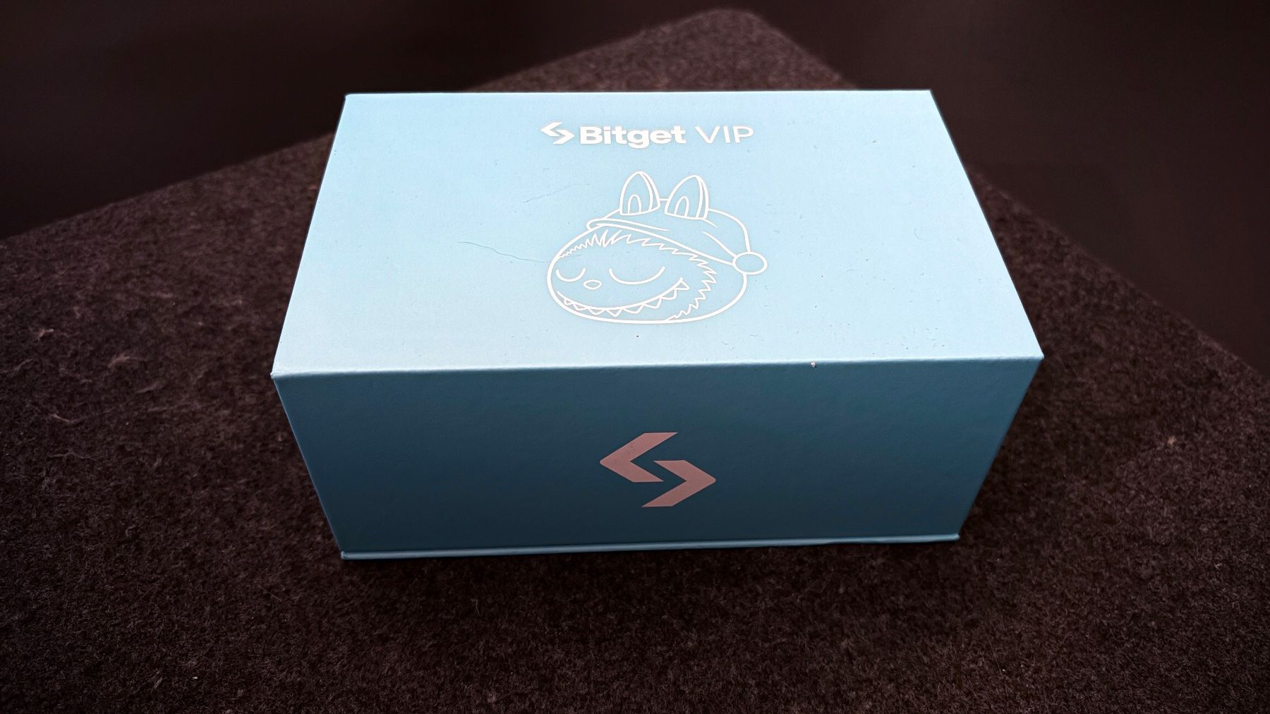 Pop Mart Statuette: Exklusive Pop Mart x Bitget VIP Edition Labubu Kasing Lung – Nuovo e nell'imballaggio originale da Weggis venduto da Linriel 3
