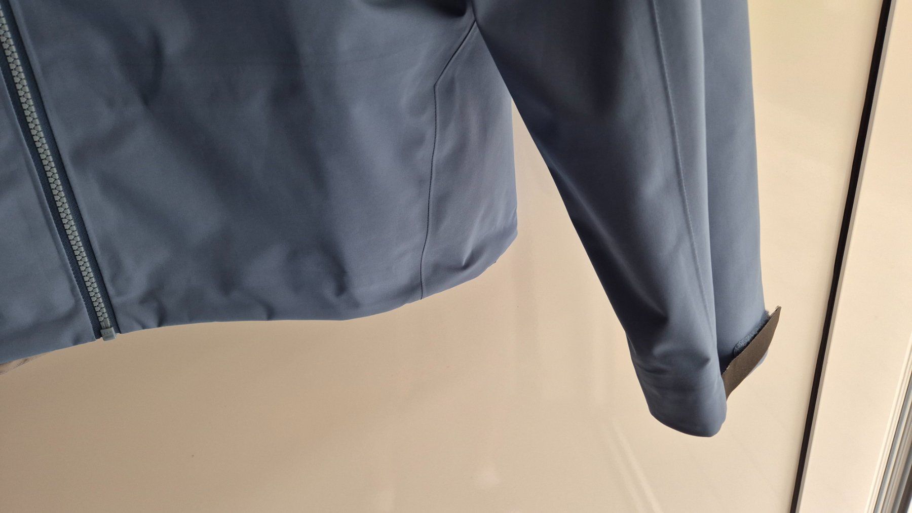 Arcteryx Vestes: Arc'teryx Beta Jacket M, Regenjacke – Neuf (Voir description) à Freienbach par Sector1 1