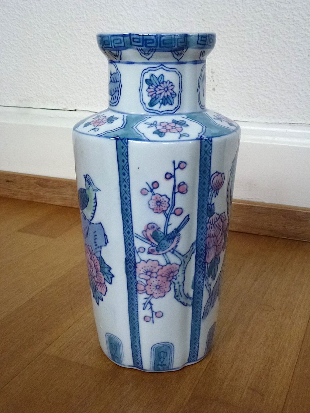 Vasi & Recipienti: Vase mit Vogel und Blumen Motiv – Usato da Zürich venduto da Kalla36 1