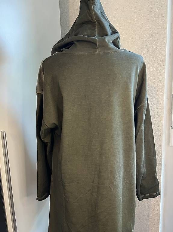 Maglioni & Felpe: Pullover Hoodie Kleid in Khakigrün Grösse L – Usato da Urdorf venduto da Marybyii 4