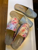 1 Paar Schlupfschuhe Gr. 35, neuwertig.......mehrfarbig
