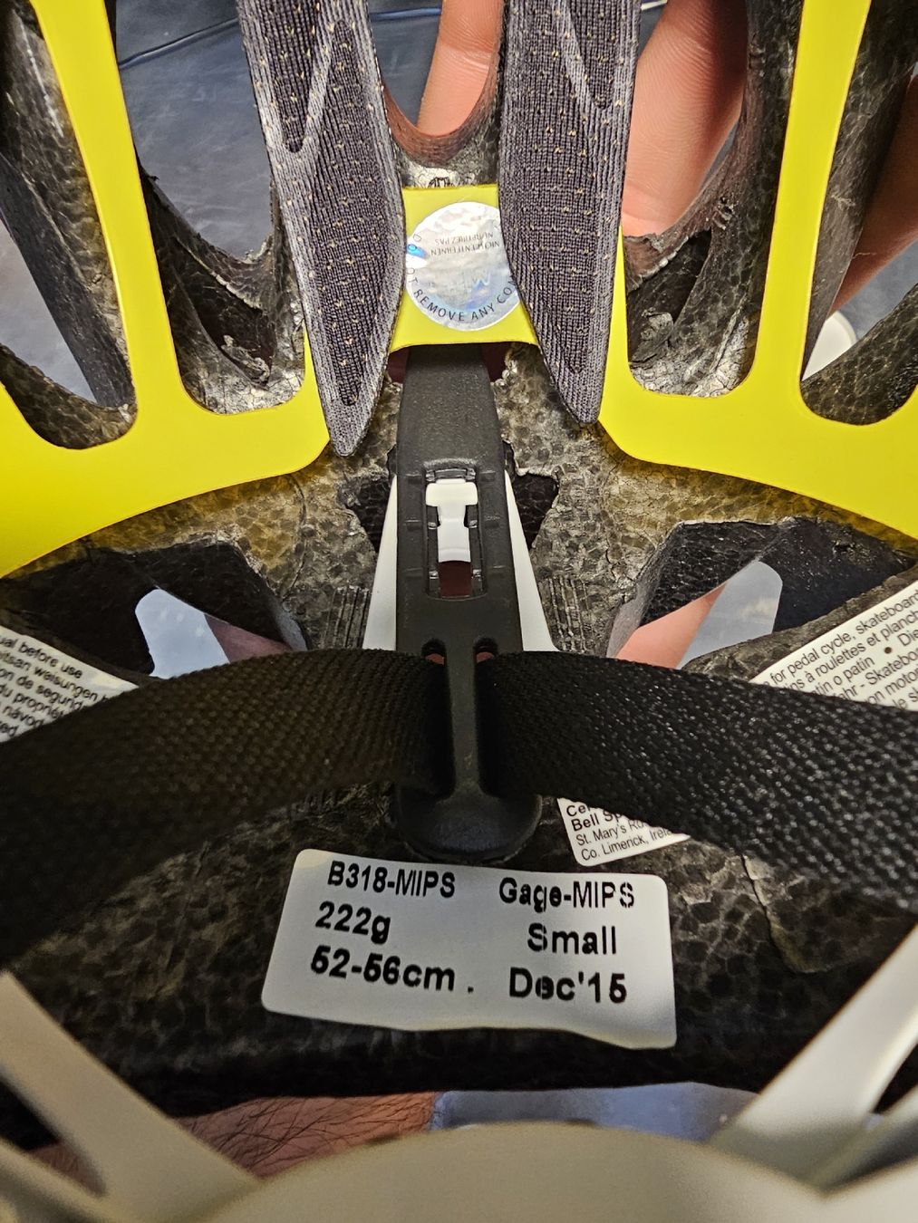 Caschi: Fahrradhelm BELL – Usato da Bettlach venduto da Ealmeida18 5