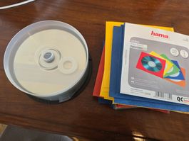 leere CDs und CD- Hüllen dazu