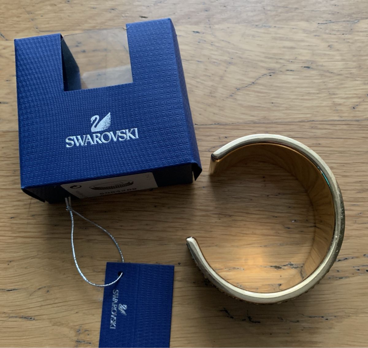Swarovski Bracciali & Braccialetti: Swarovski Armreifen / Gold Farbe – Usato da Biel/Bienne venduto da Katja01112 5