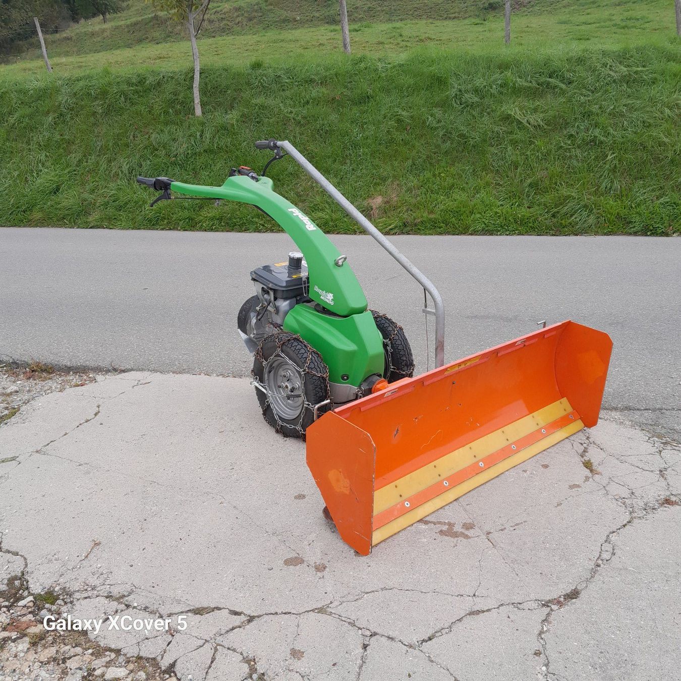 Rapid Tutte le macchine: Rapid Mondo Schneepflug, – Usato da Cuarny venduto da Micro-tracteur