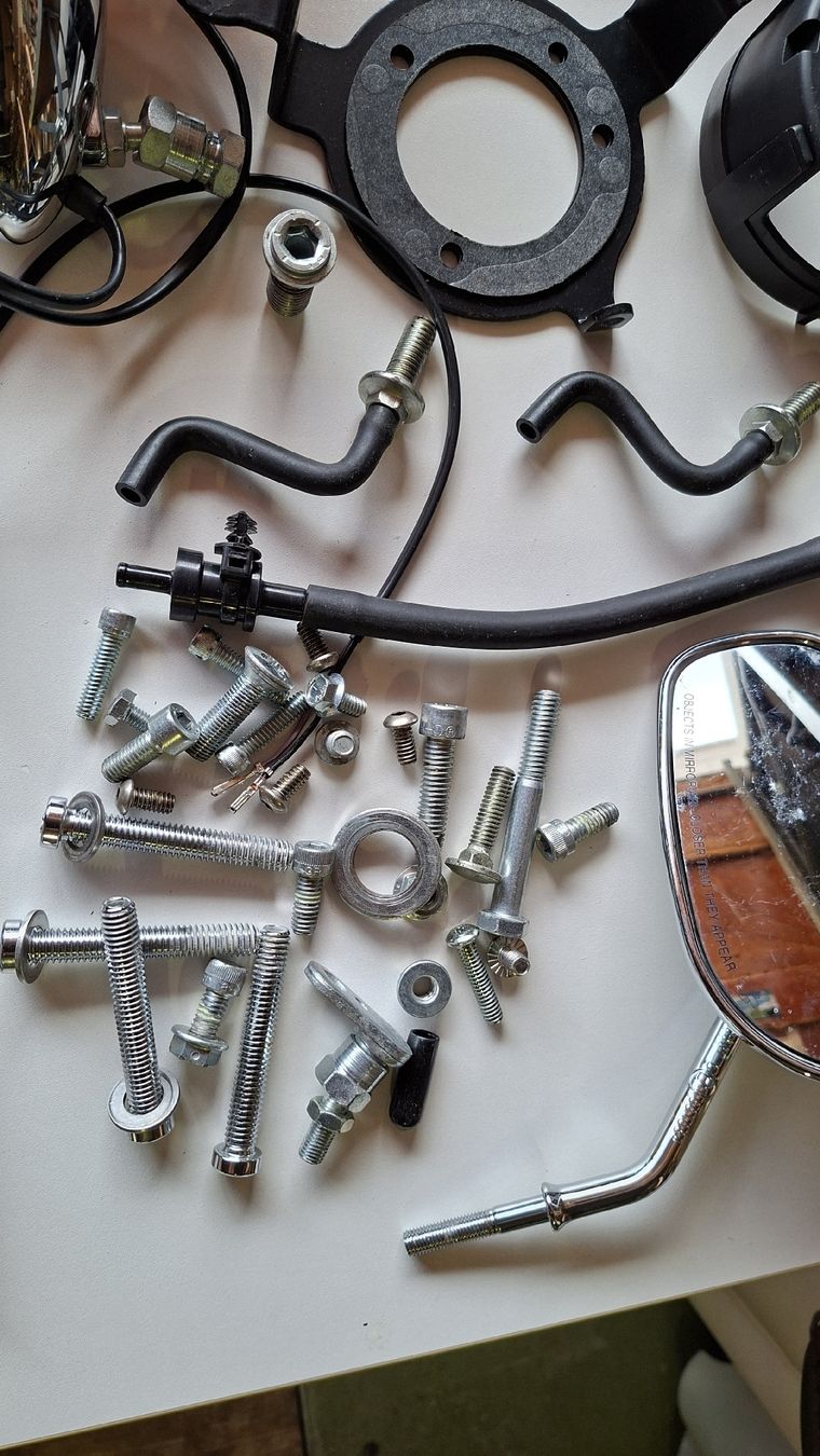 Harley-Davidson Tutti i ricambio per moto: Diverse Teile für Harley Davidson  – Nuovo (secondo la descrizione) da zufikon venduto da ahuhn 9