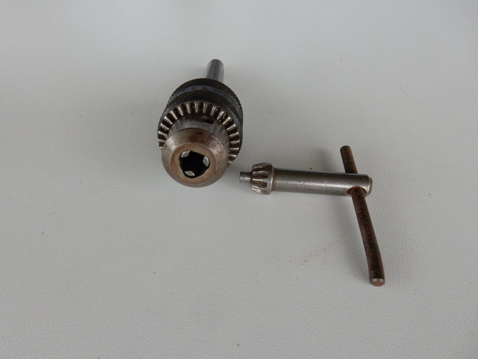 Perceuses: Bohrfutter Röhm 1 - 8 mm – D'occasion à Neuenegg par wisteibe 2