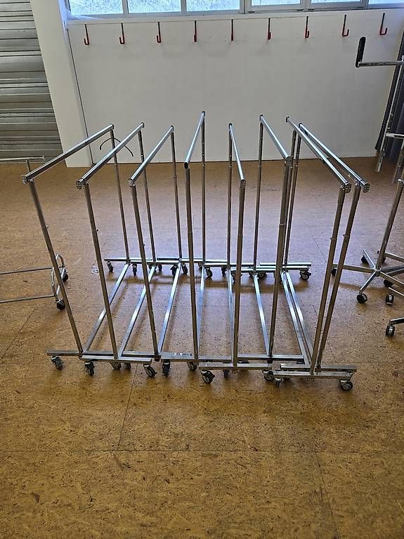 Porte manteau: Kleiderständer – D'occasion à Thunstetten par gregios1 1