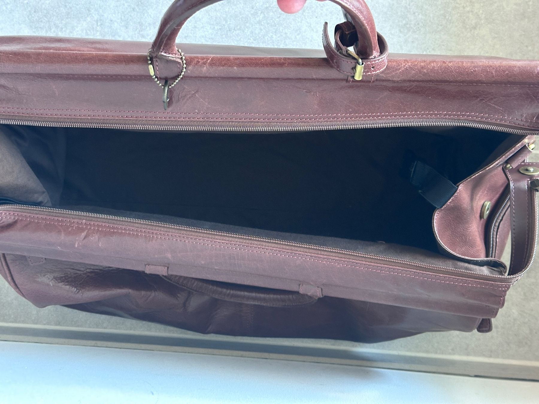 Taschen: Reise-Tasche aus Leder - neuwertig – Neu (gemäss Beschreibung) aus Berg SG von elcapitan02 4