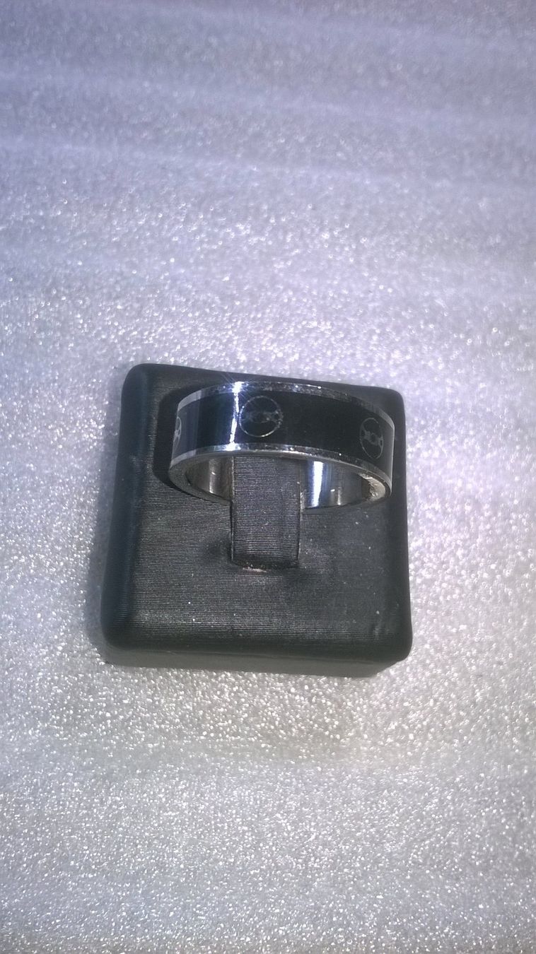 Bagues: RING EDELSTHAL MIT SCHWARZ GEMACHT – Neuf (Voir description) à Basel par bijoutrie_4