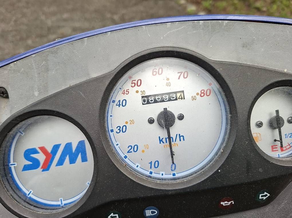 Scooter: Scooter SYM 50 CM3 – Usato da Moutier venduto da Linou 3