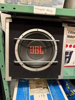 JBL Auto-Subwoofer mit Bassbox  kräftiger Bass