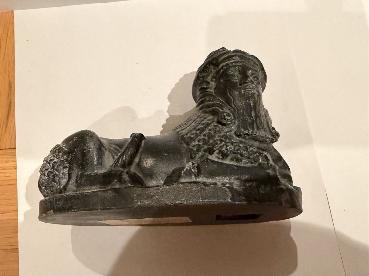 Figurines: taureau androcéphale couché – D'occasion à Echallens par JAR69 4