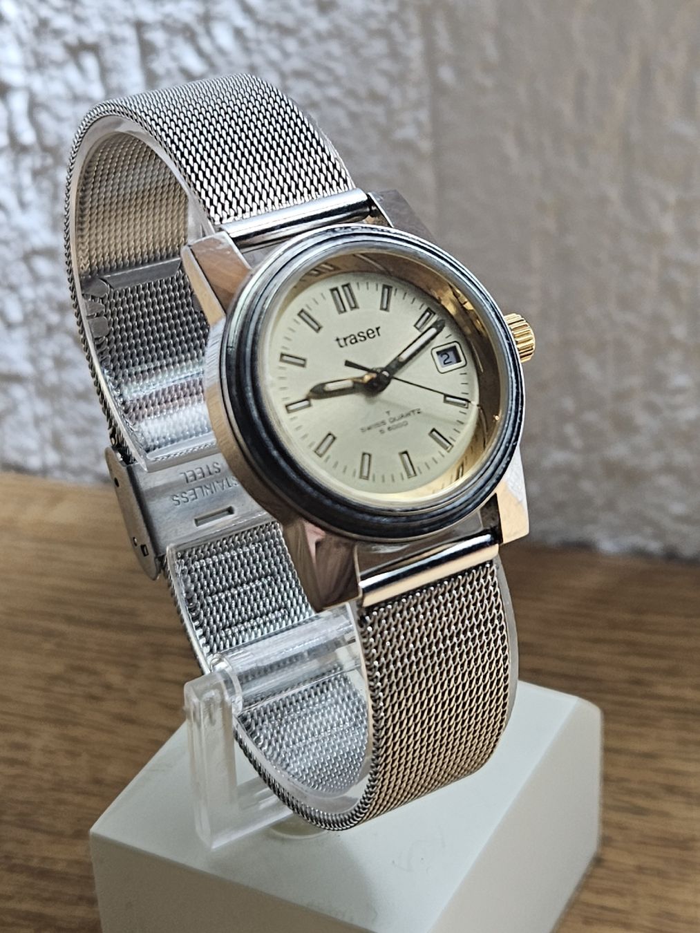 Traser Orologi: Traser Damenuhr 28mm  – Usato da Flamatt venduto da pie_f9zm 1