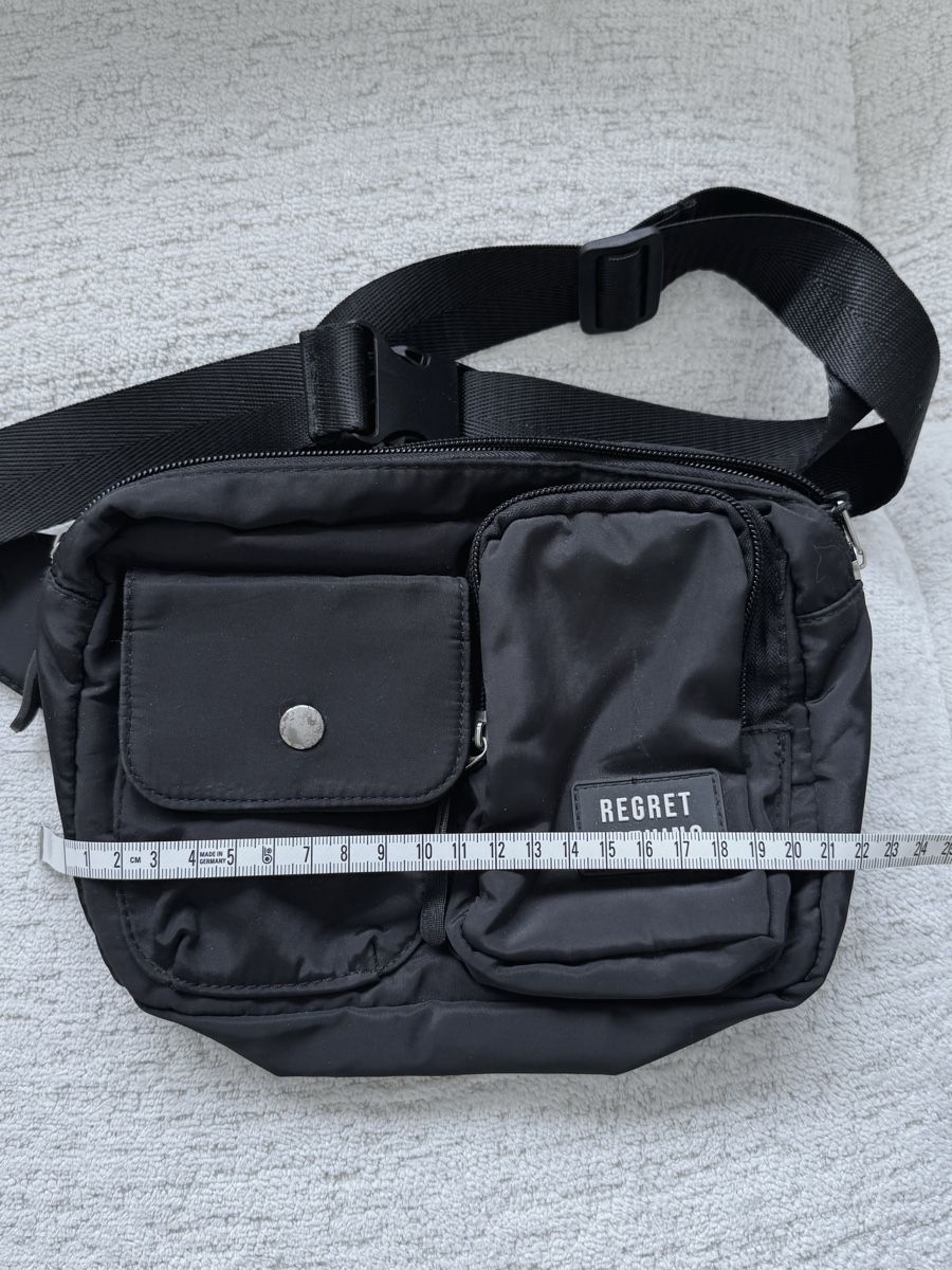Borse: Schwarze Gürteltasche – Usato da Zürich venduto da di_archive 3