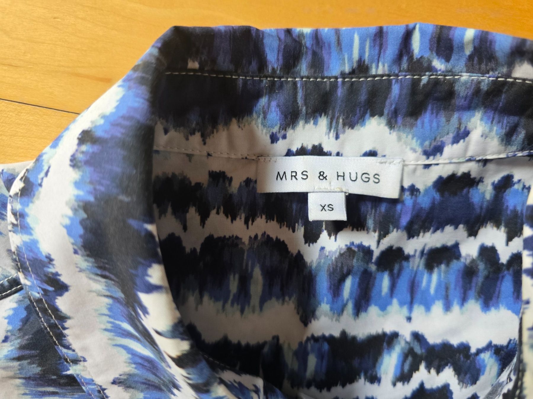 Camicette: Sommerbluse Blau-Weiss - im cropped Style – Usato da Neerach venduto da Pappilon 1