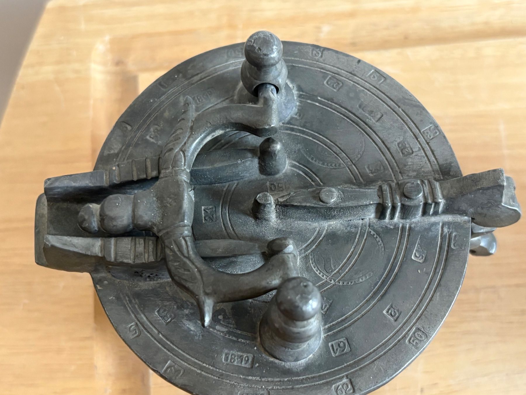 Tassen: Zinnbecher mit Deckel und Gewichten antik – Gebraucht aus Frick von Rukki 6