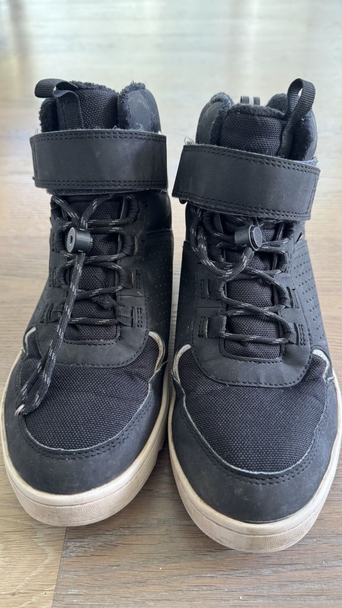 Viking Scarpe per ragazzi: schwarze Viking Winterschuhe Gr.38 – Usato da Moosseedorf venduto da mswalker 2