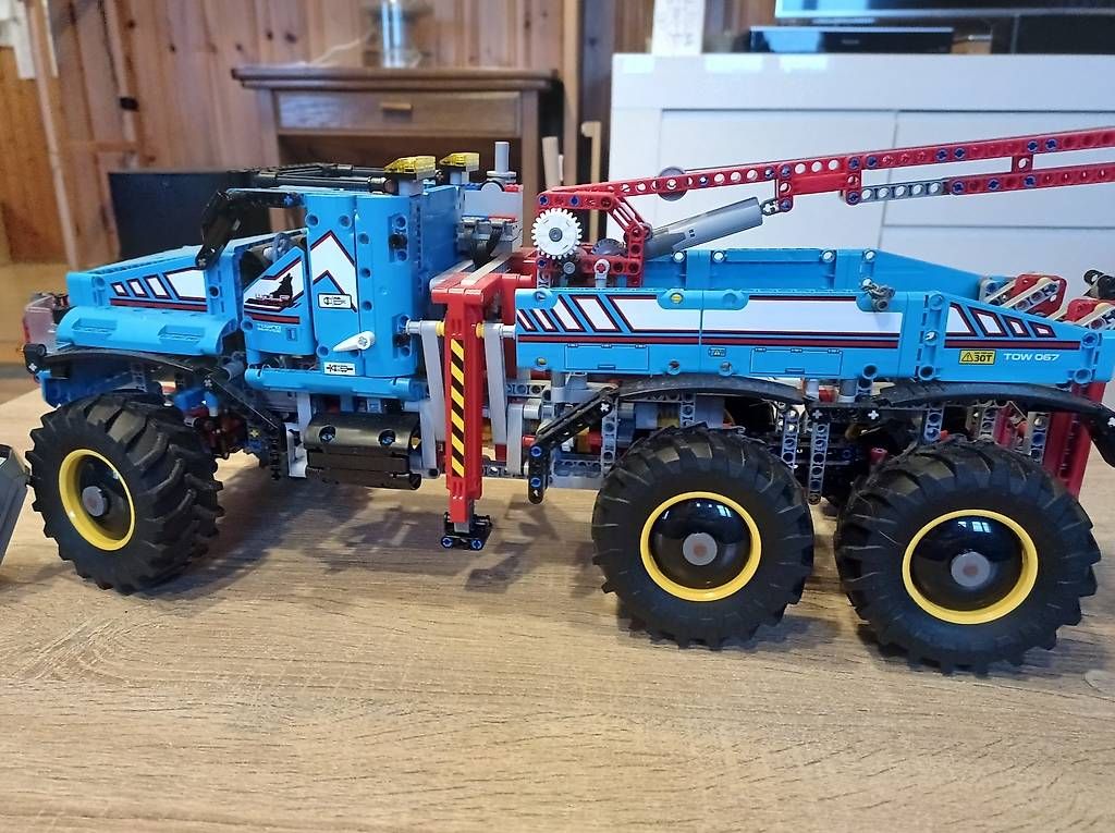 Lego Giocattoli: Lego Abschlepper inkl. Fernbedienung – Usato da Schwyz venduto da Papyrus 1