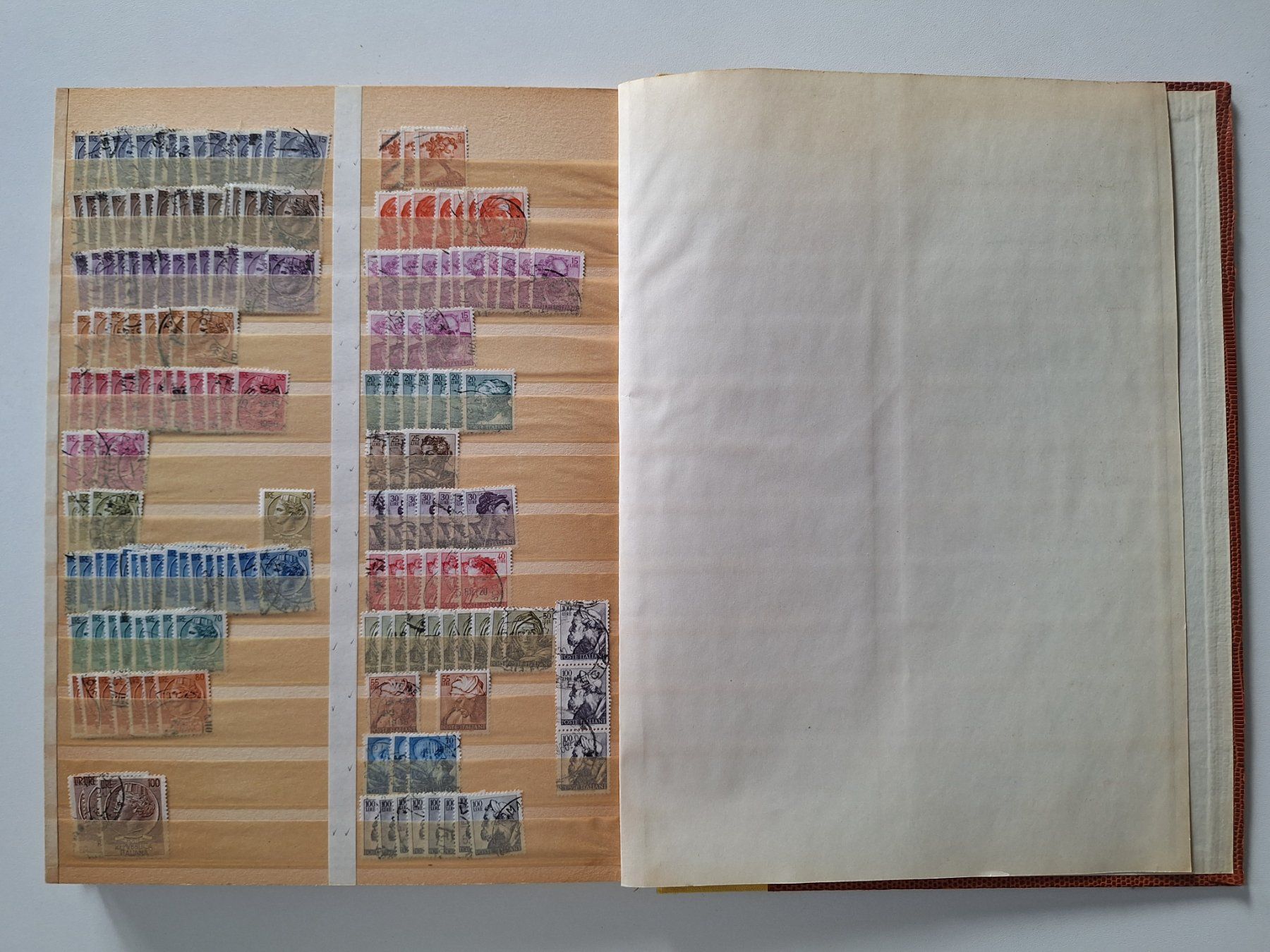 Alle Briefmarken: ITALIA - 16 Seiten Album – Gebraucht aus Sonvico von deca66 8