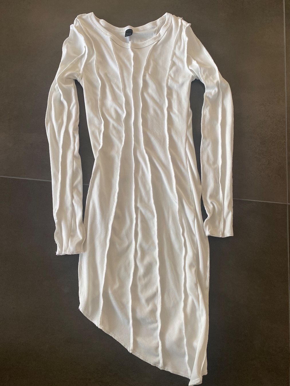 Shein Vestiti: Shein robe neuve taille XS – Nuovo (secondo la descrizione) da Delémont venduto da Ma_LoU.01