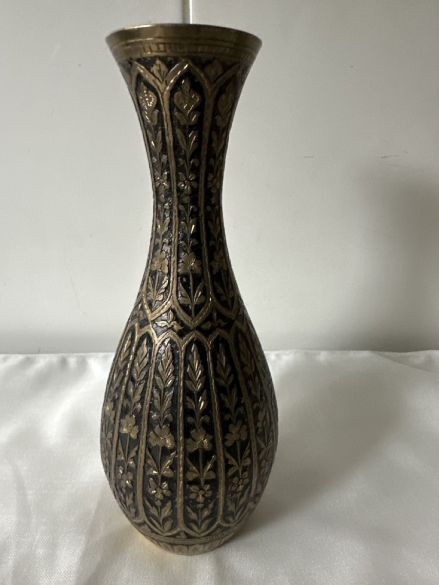 Vasi & Recipienti: Antike Vase, Messing, graviert, Handarbeit, 19cm – Usato da Zürich venduto da Chaeffeler