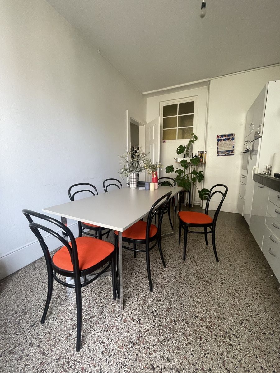 Thonet Sedie: Thonet 214 P  6 stühle  – Usato da Zürich venduto da vilhenag 1