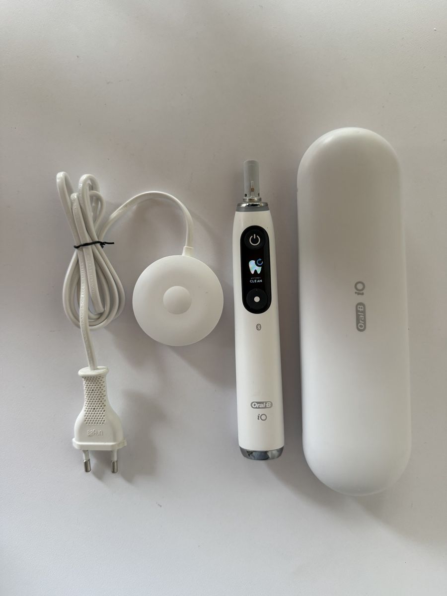 Oral B Cura dei denti: Oral-B iO series 8 – Usato da Zollikon venduto da max_wkr8