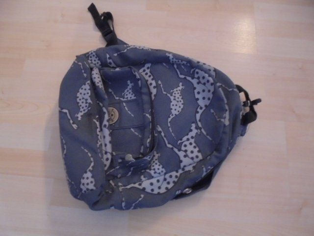 Chiemsee Zaini: CHIEMSEE Rucksack grau Känguruh – Usato da Hinwil venduto da Glasperlen