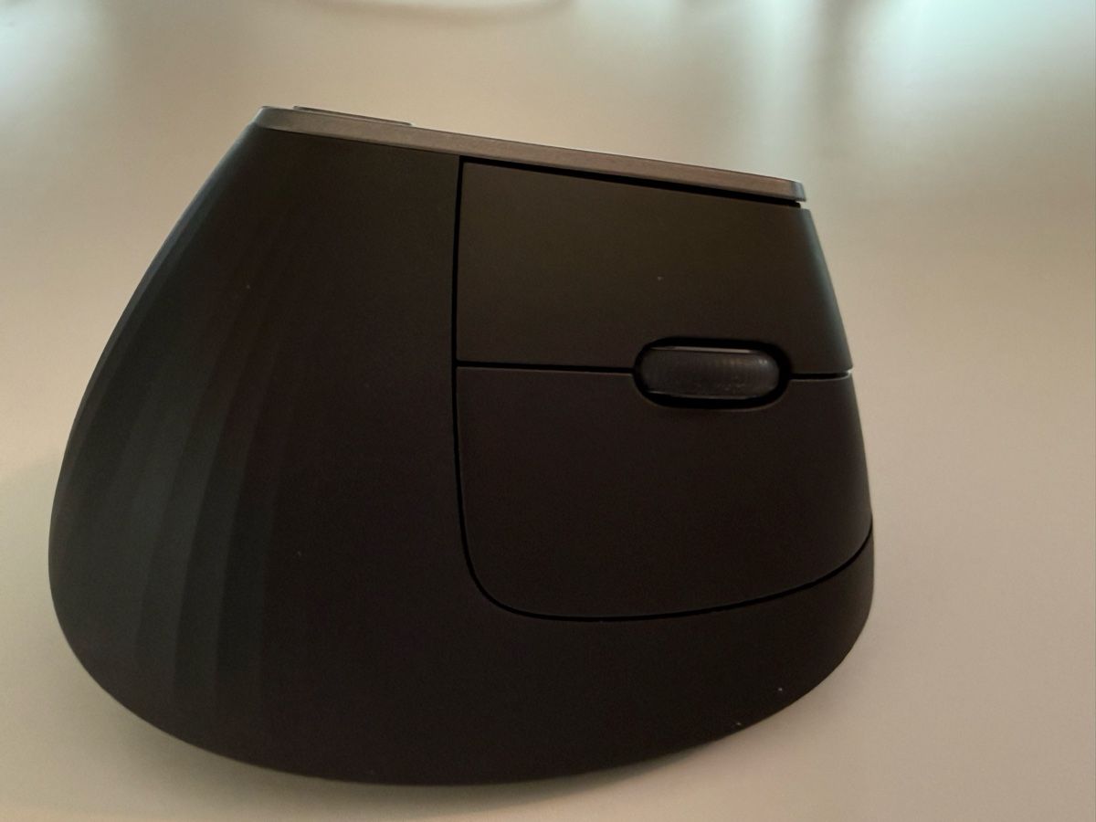 Logitech Maus: Logitech MX Vertical - fast neu – Neu (gemäss Beschreibung) aus Dachsen von Aromata 2
