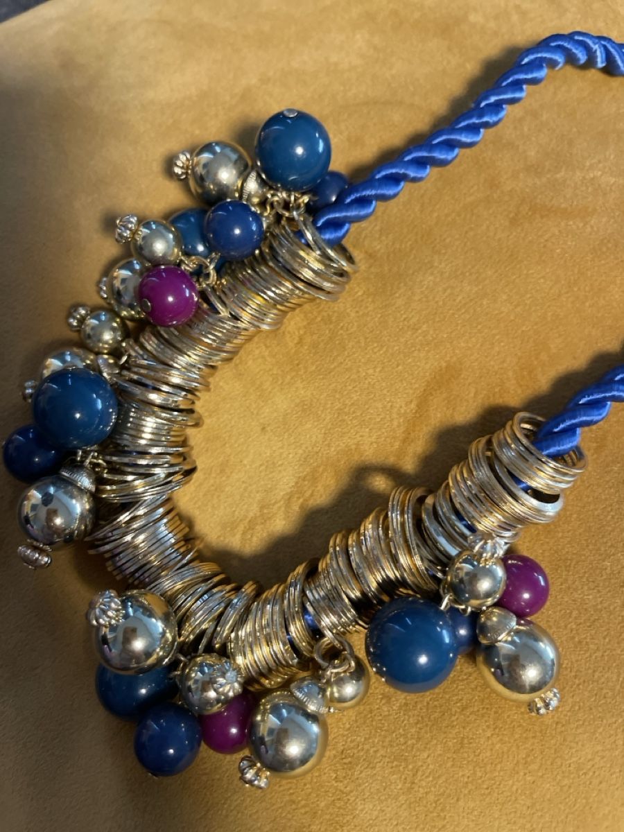 Catenine: Statement Necklace - Blue Cord & Silver Beads - Bold Style – Usato da Stäfa venduto da sun_979v 1