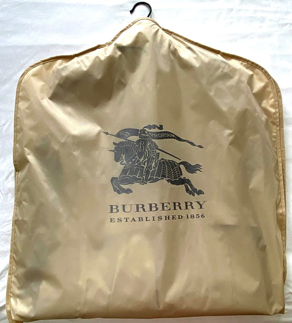 Burberry Cappotti: Burberry trench coat – Nuovo (secondo la descrizione) da Zurich venduto da ogidko 7