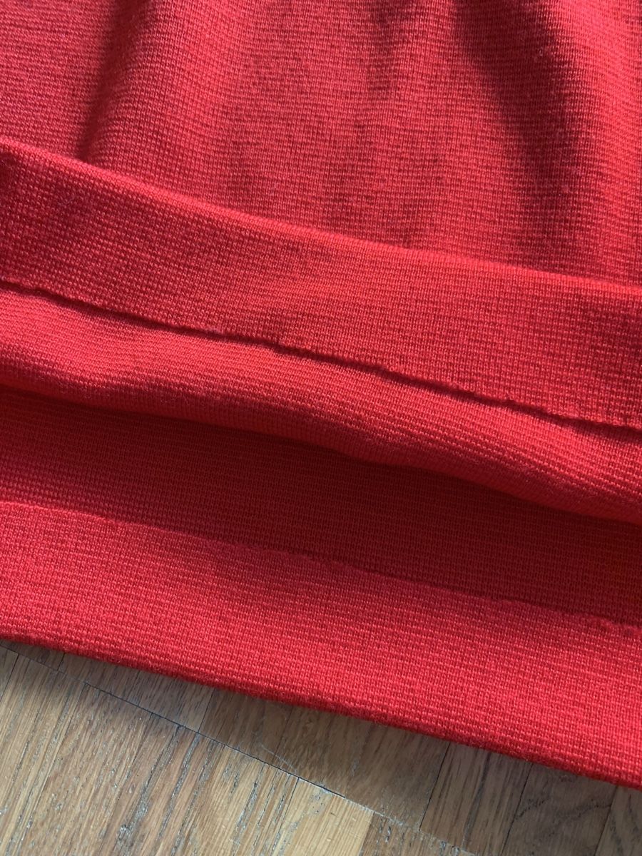 Top: Vintage saint laurent oberteil rot – Usato da Zürich venduto da Nikuska32 2