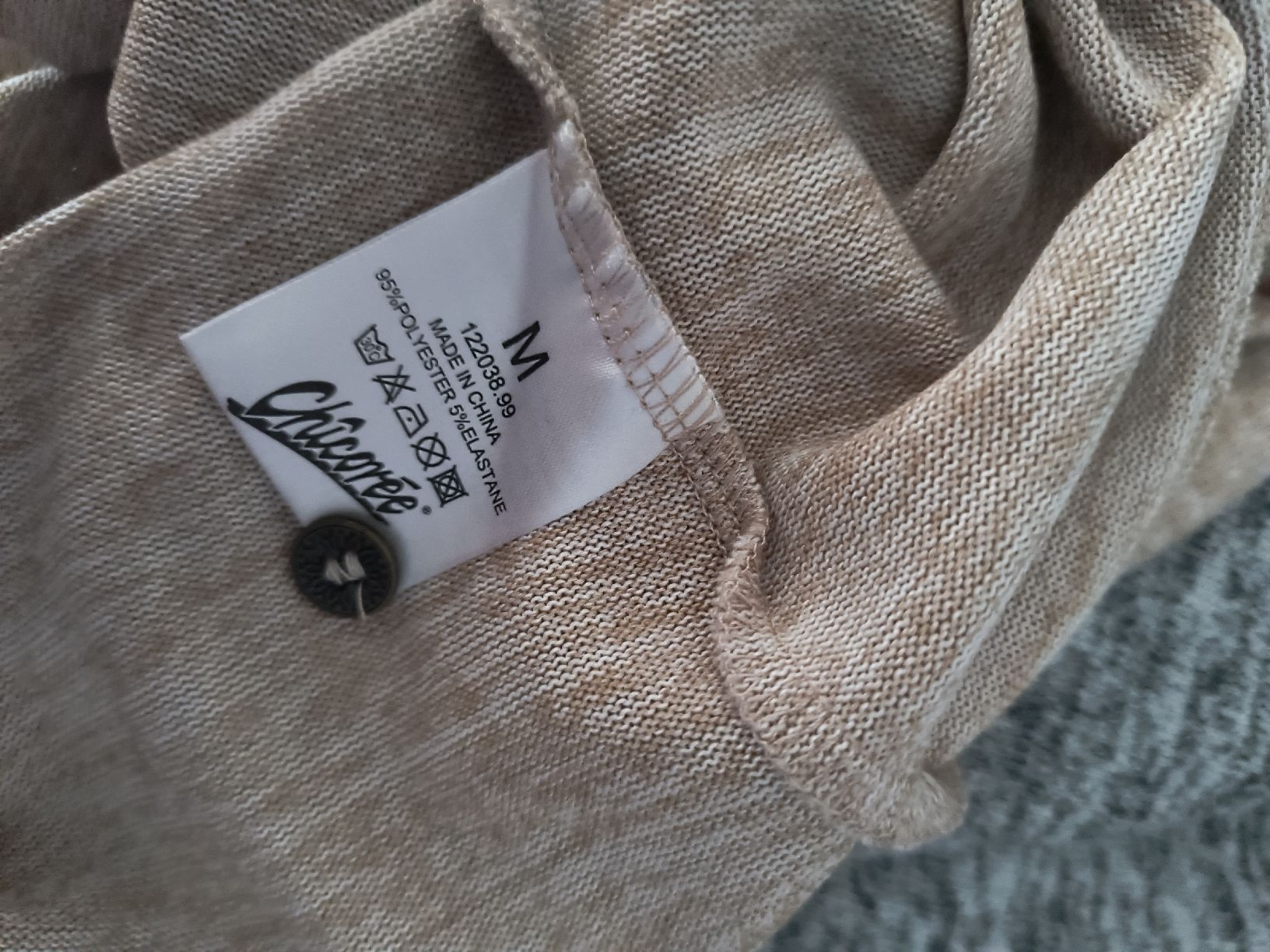 Maglioni & Felpe: Pullover Chicoree beige Grösse M guter Zustand – Usato da Schöfflisdorf venduto da kin_2dp9 3
