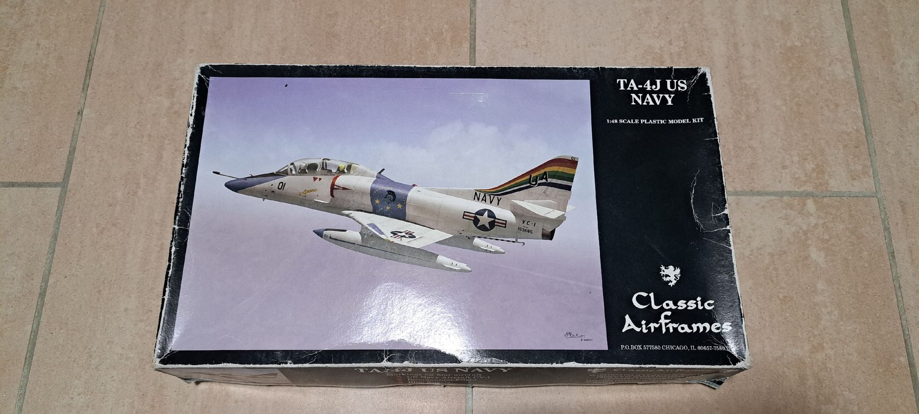 Modellbausätze & Standmodelle: TA-4J Skyhawk 1/48 Classic Airframes – Neu und originalverpackt aus Selzach von Eierloch