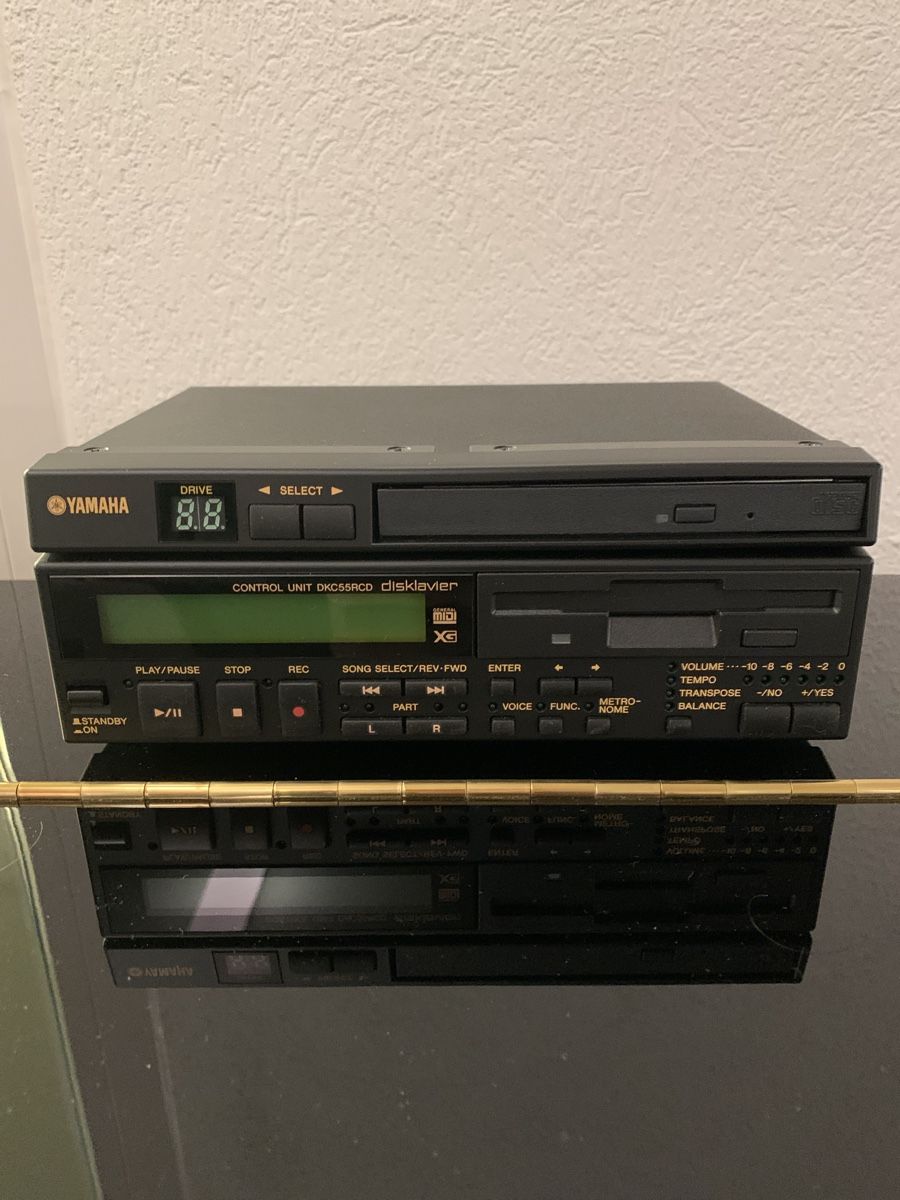Yamaha Strumenti musicali: Yamaha Klavier DU1A – Nuovo (secondo la descrizione) da Niederhasli venduto da Musikhaus-Ammann 2
