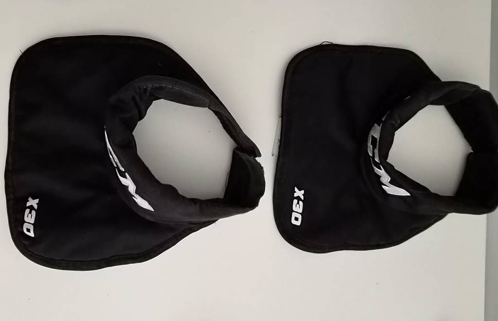Pantalons: Materiale hockey  – D'occasion à Camorino par Fabiopu 3