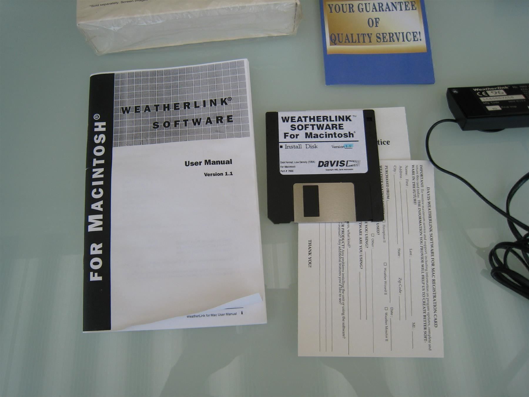 Autres articles pour la maison: ***** 2x Davis Weatherlink Software/Adapter – D'occasion à Villaz-St-Pierre par Ubid 2