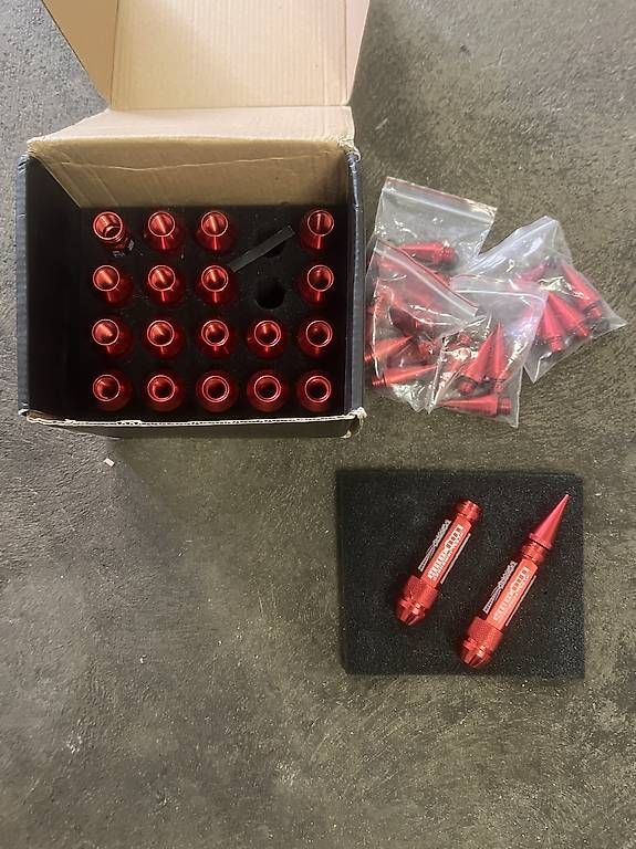 Tous les outils: Radmutter 1.5mm aus Aluminium – D'occasion à Regensdorf par arm_2cb9