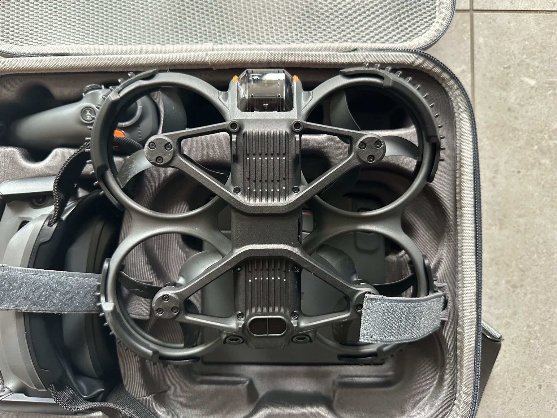 DJI RC Modellbau: DJI Avata 2 Fly More Combo mit Zubehör – Gebraucht aus Allschwil von Bamba. 5
