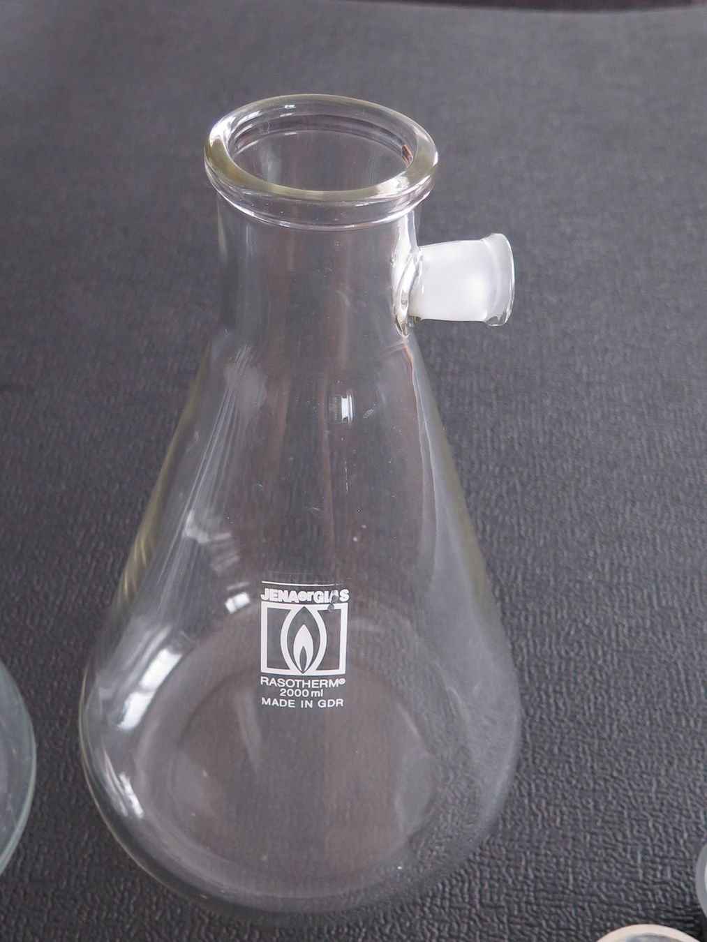 Sonstiges Geschirr & Gläser: 2x 2000ml Vakuum-Saugflaschen Labor – Gebraucht aus Basel von Deko1 3